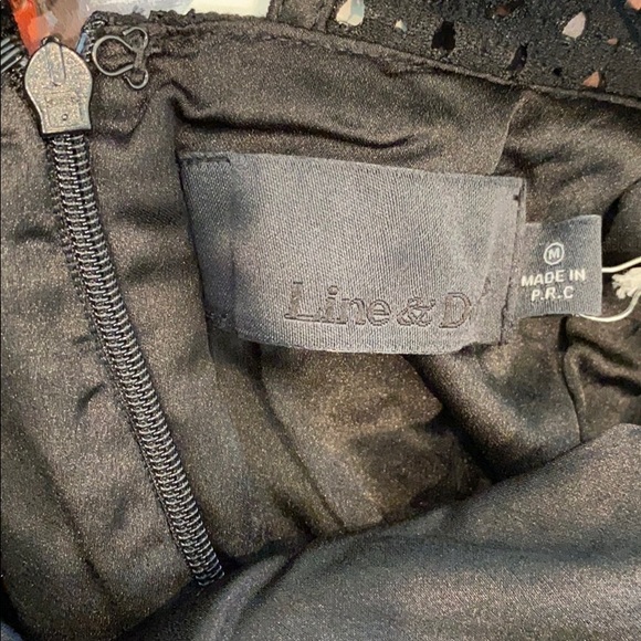 NEW Line & Dot Halter Dress - Picture 6 of 6